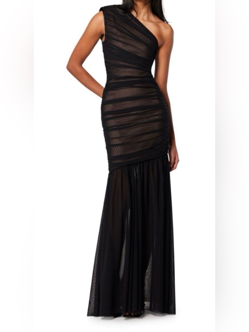 Elliatt Black One-Shoulder Ruched Maxi Dress